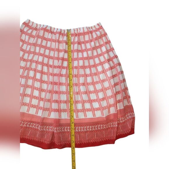 🛍️White & Red Knee Length Skirt Size Small Sheer For Summer! - Picture 3 of 4